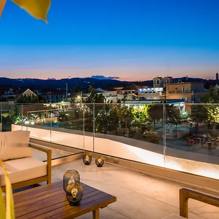 Piazza Апартаменты Ликсури